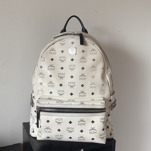 McM bag - Picture 8 of 16